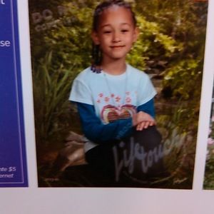 Meet your Posher, Becky